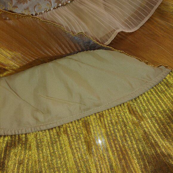 Pier 1 Imports Ruffled Gold Beaded Frilly Christmas Tree Skirt 48" - Picture 11 of 12